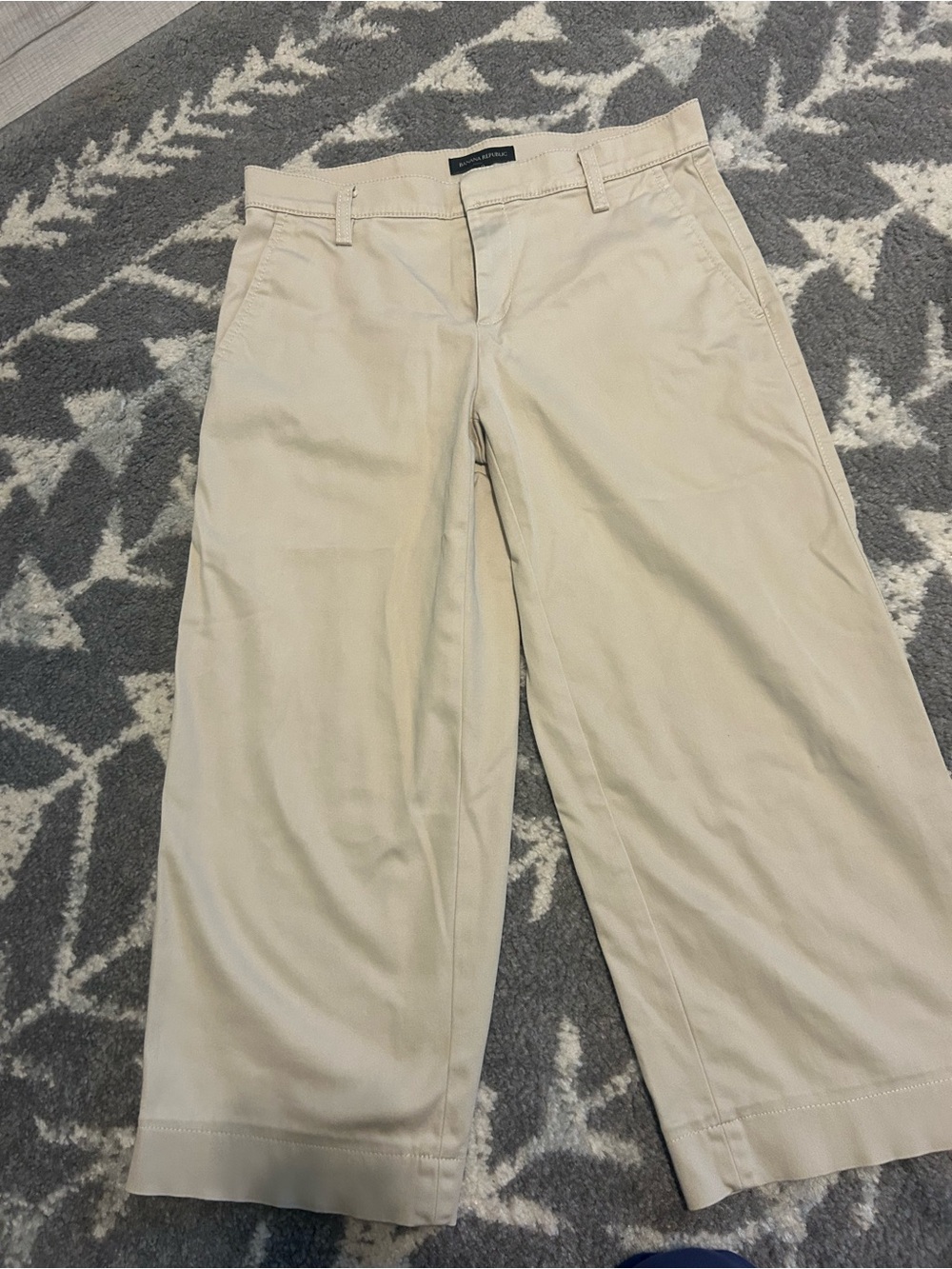 Banana Republic Khaki Wide-Leg Chinos in Light Beige